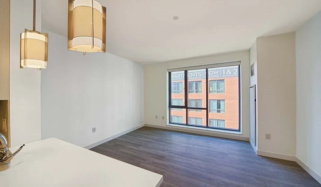 Studio bed, 1 bath apartment for rent at 1 Canal St Unit 1036, North End — photo 2 of 10