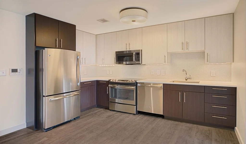 1 bed, 1 bath apartment for rent at 1 Canal St Unit 418, North End — photo 2 of 10