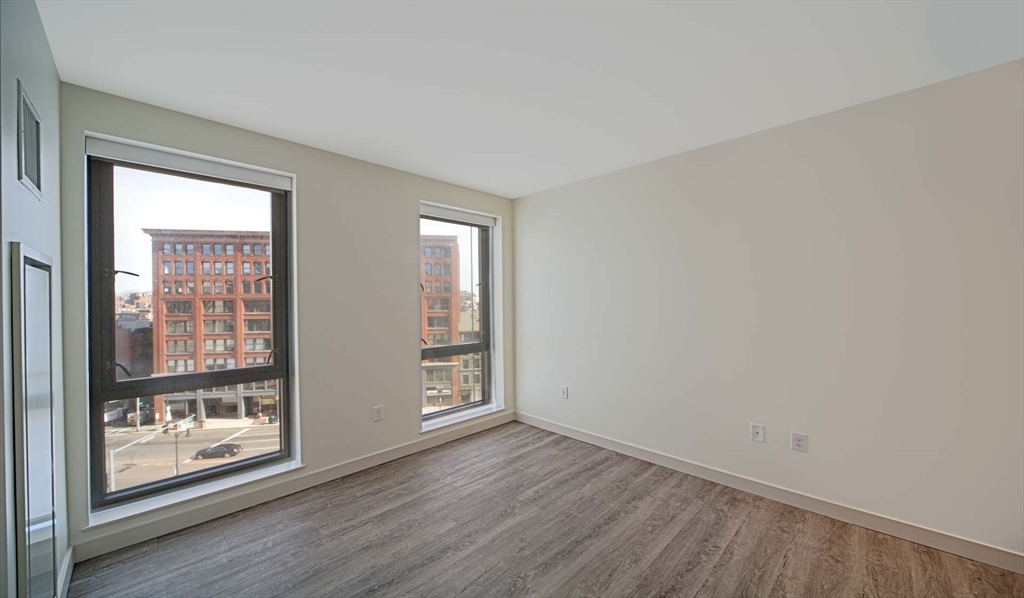 2 bed, 2 bath apartment for rent at 1 Canal St Unit 504, North End — photo 2 of 14