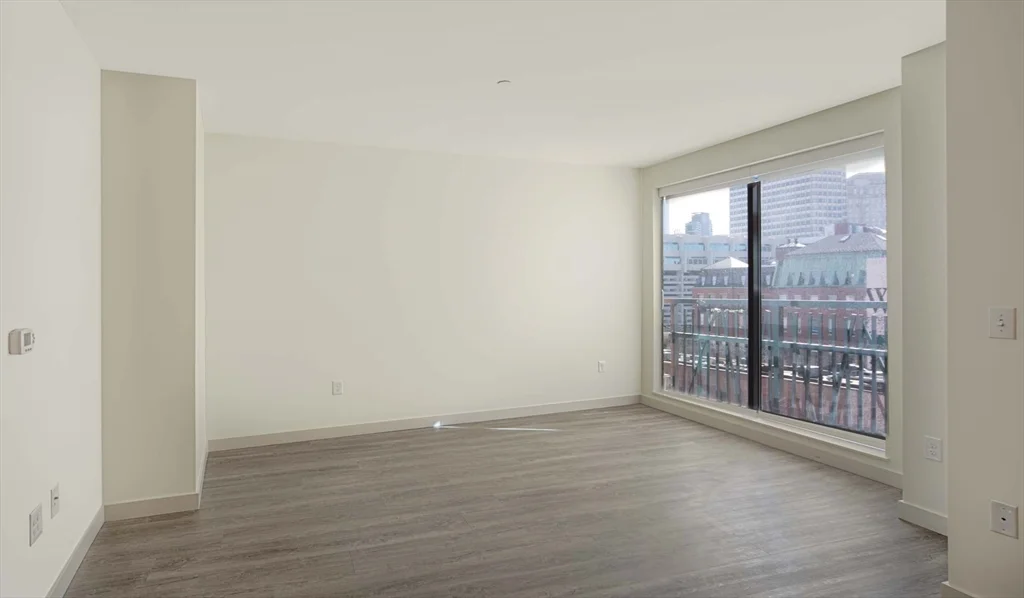 Studio bed, 1 bath apartment for rent at 1 Canal St Unit 627, North End — photo 3 of 10