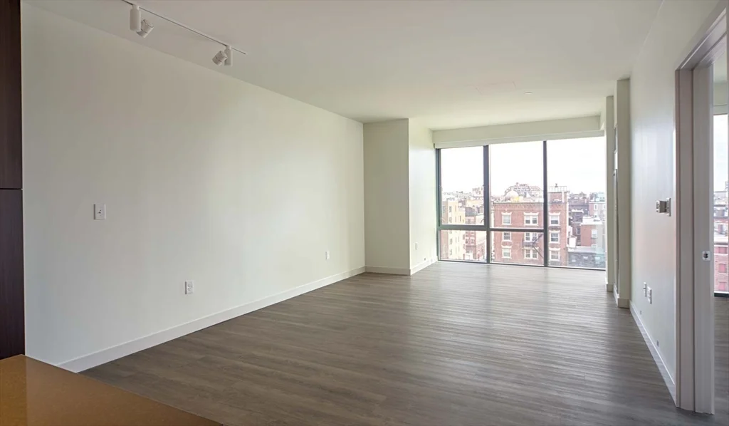 Studio bed, 1 bath apartment for rent at 1 Canal St Unit 722, North End — photo 2 of 10