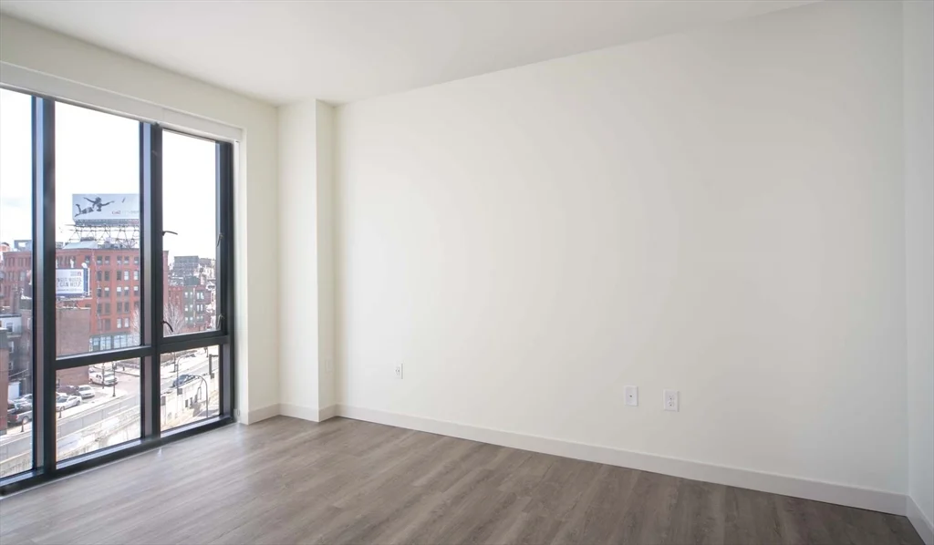 Studio bed, 1 bath apartment for rent at 1 Canal St Unit 722, North End — photo 3 of 10