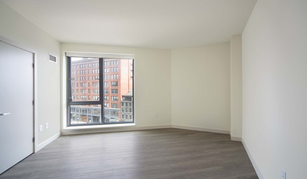 1 bed, 1 bath apartment for rent at 1 Canal St Unit 906, North End — photo 3 of 11