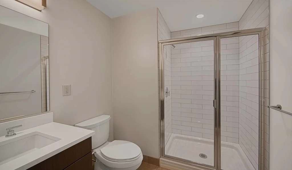 Studio bed, 1 bath apartment for rent at 1 Canal St Unit 936, North End — photo 4 of 10