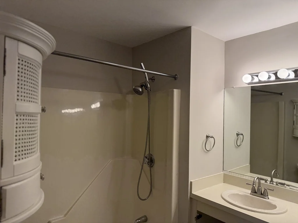 2 bed, 2 bath apartment for rent at 1 Carey Circle Unit 201, Revere — photo 20 of 26