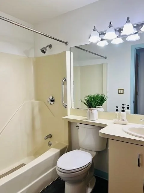 2 bed, 2 bath apartment for rent at 1 Carey Circle Unit 512, Revere Beach — photo 8 of 14
