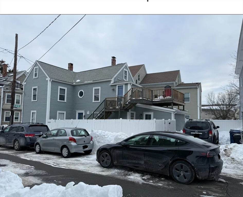 2 bed, 1 bath apartment for rent at 1 Carlton St Unit 2, Salem — photo 11 of 12