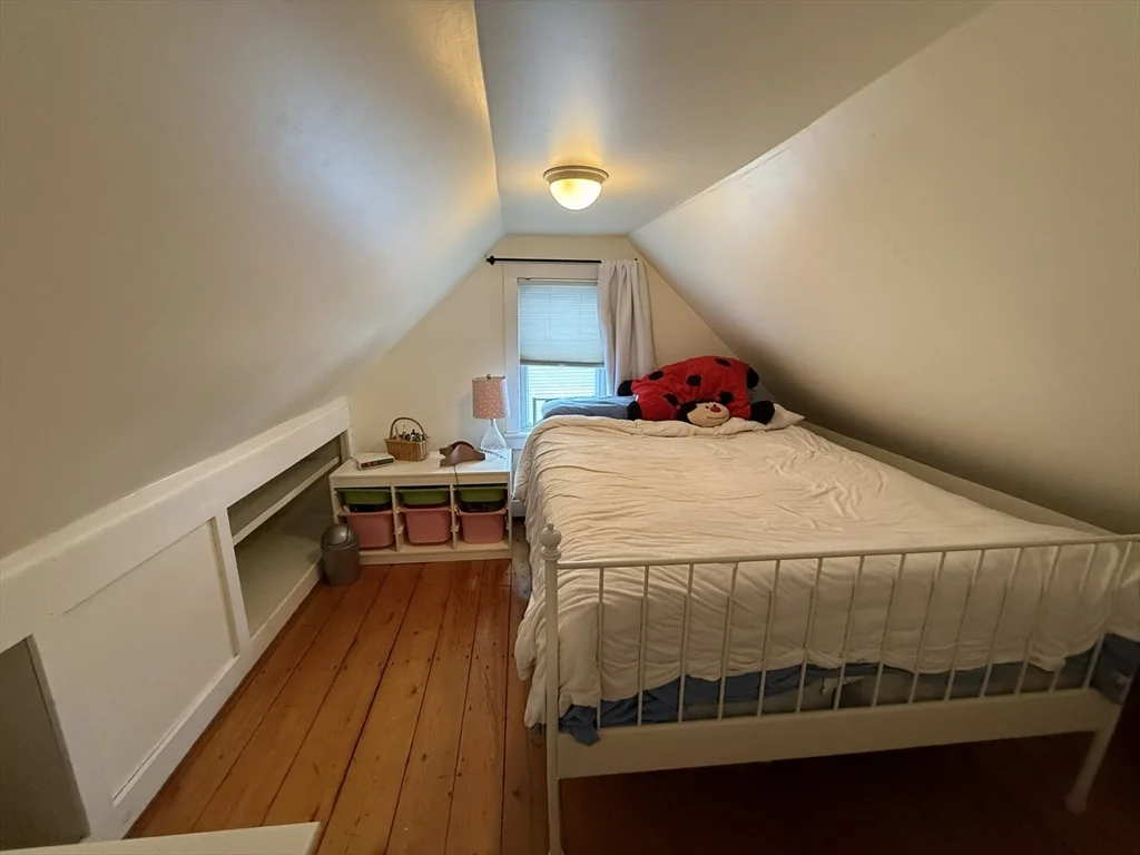 2 bed, 1 bath apartment for rent at 1 Carlton St Unit 2, Salem — photo 7 of 12