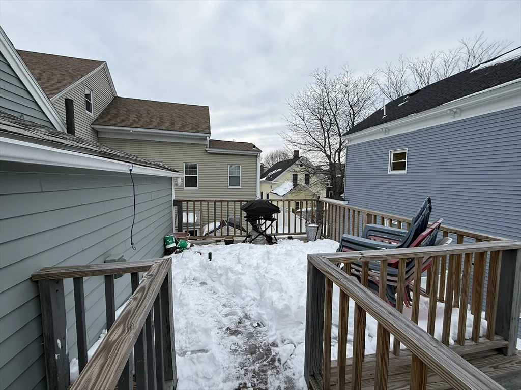 2 bed, 1 bath apartment for rent at 1 Carlton St Unit 2, Salem — photo 12 of 12
