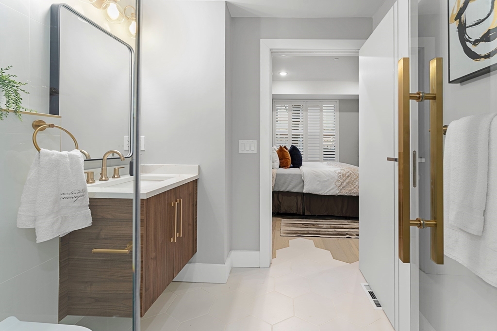 2 bed, 2.5 bath apartment for rent at 1 Cedar St Unit 2, North Cambridge — photo 12 of 20