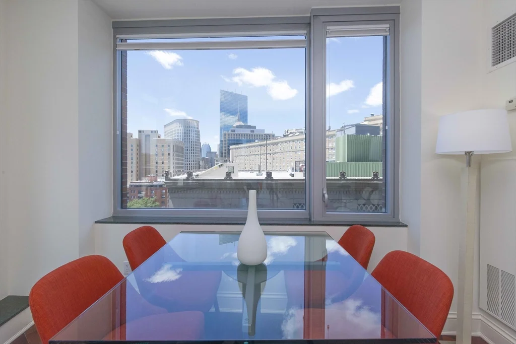2 bed, 2 bath apartment for rent at 1 Charles St S Unit 910, Back Bay — photo 5 of 27