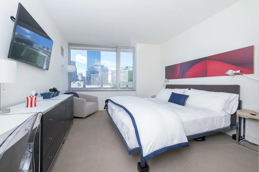 2 bed, 2 bath apartment for rent at 1 Charles St S Unit 910, Back Bay — photo 10 of 27