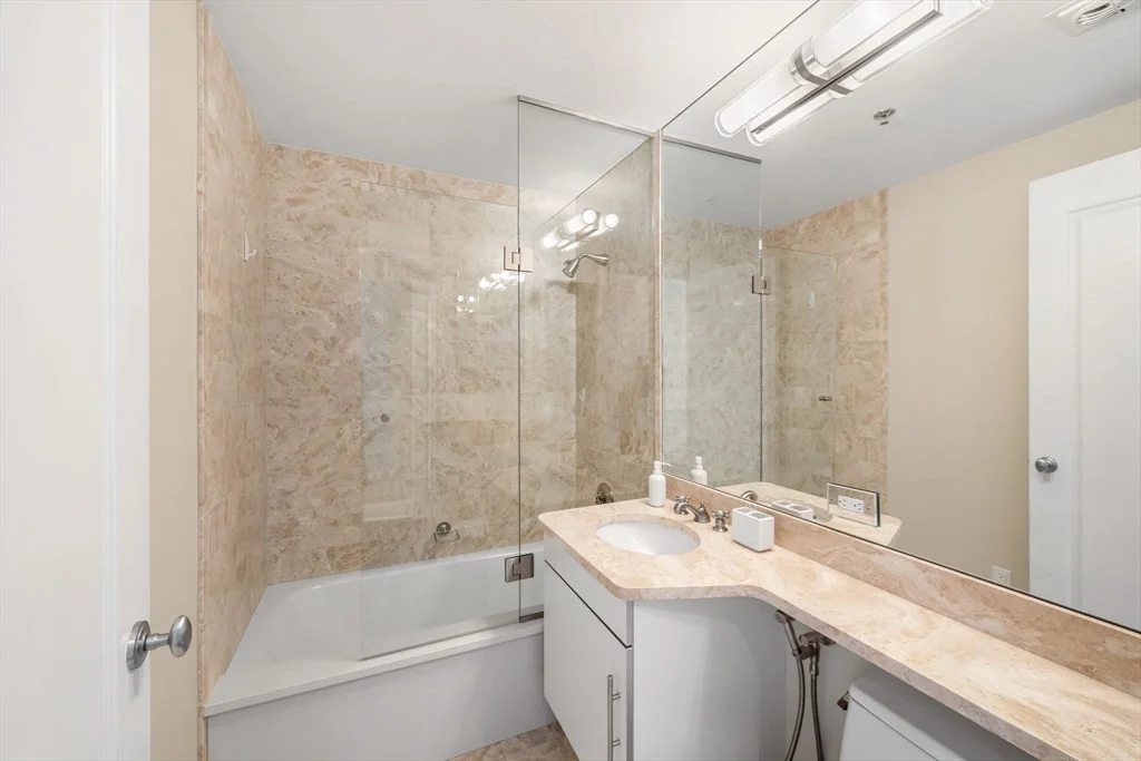3 bed, 3 bath apartment for rent at 1 Charles St South Unit PH1B, Back Bay — photo 15 of 21