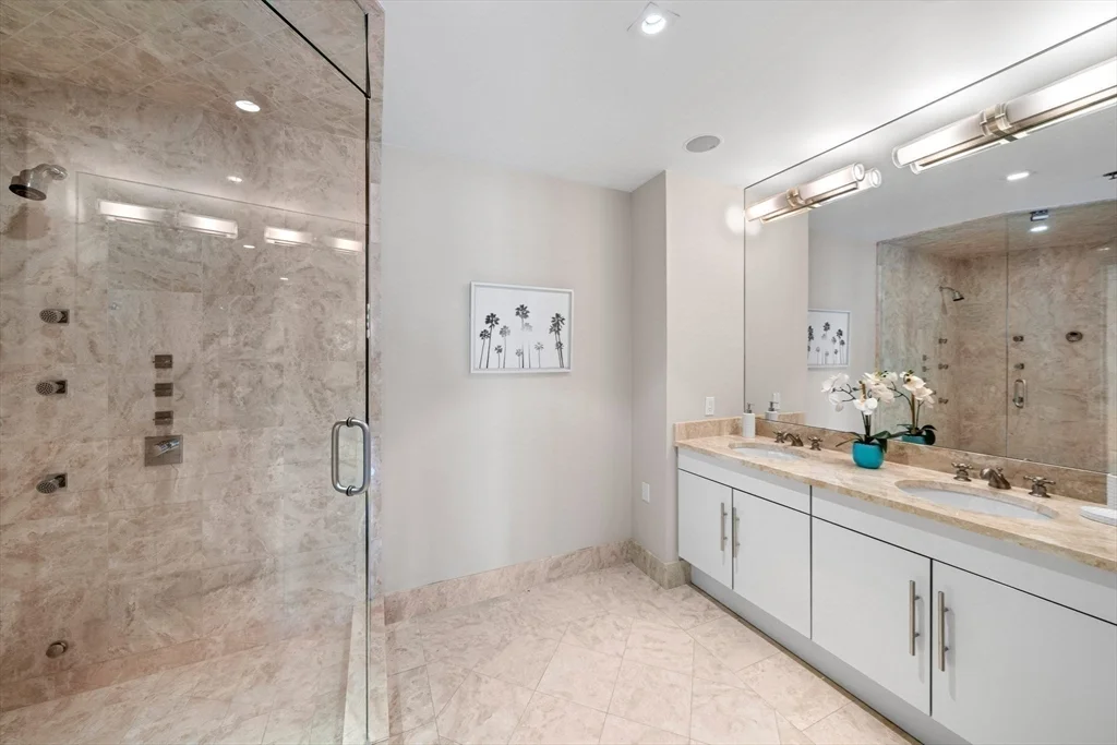 3 bed, 3 bath apartment for rent at 1 Charles St South Unit PH1B, Back Bay — photo 11 of 21