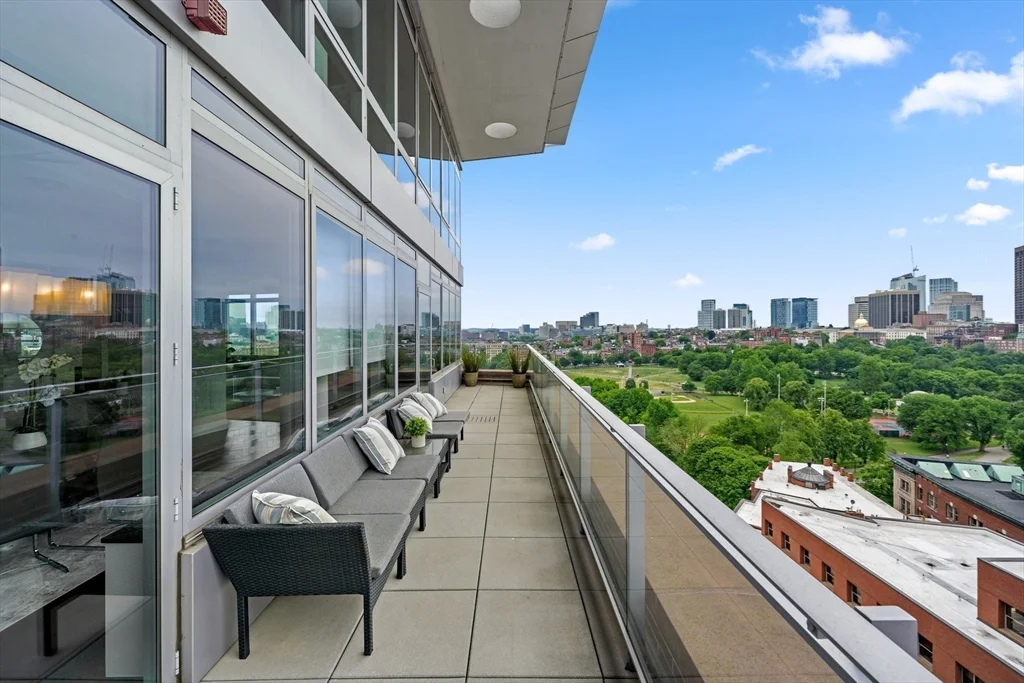 3 bed, 3 bath apartment for rent at 1 Charles St South Unit PH1B, Back Bay — photo 20 of 21