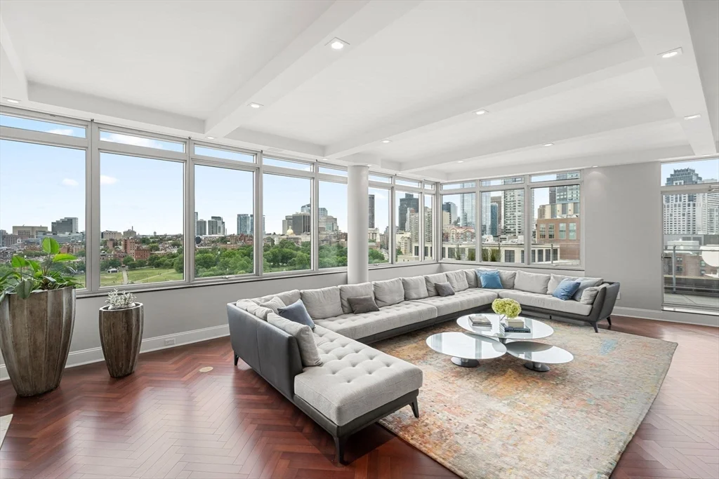 3 bed, 3 bath apartment for rent at 1 Charles St South Unit PH1B, Back Bay — photo 3 of 21