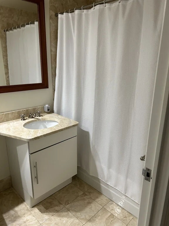 1 bed, 1.5 bath apartment for rent at 1 Charles Street South Unit 503, Boston Downtown — photo 6 of 12