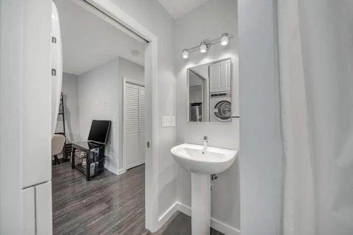 2 bed, 2 bath apartment for rent at 1 Chelsea Ter Unit 3, East Boston — photo 14 of 14