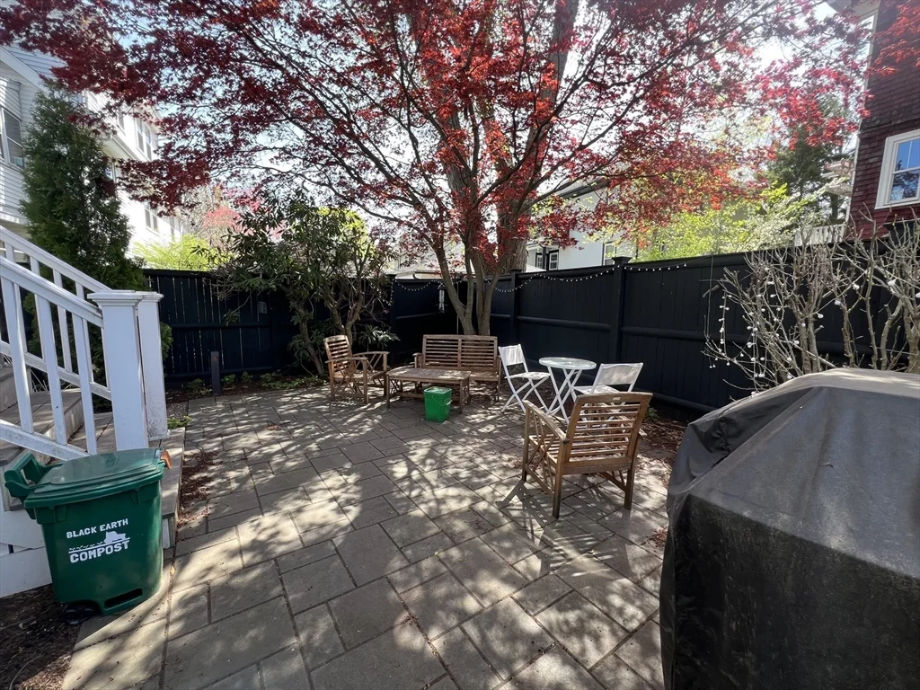 2 bed, 1 bath apartment for rent at 1 Chestnut St Unit 1, Belmont — photo 17 of 18