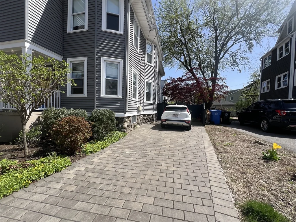 2 bed, 1 bath apartment for rent at 1 Chestnut St Unit 1, Belmont — photo 18 of 18