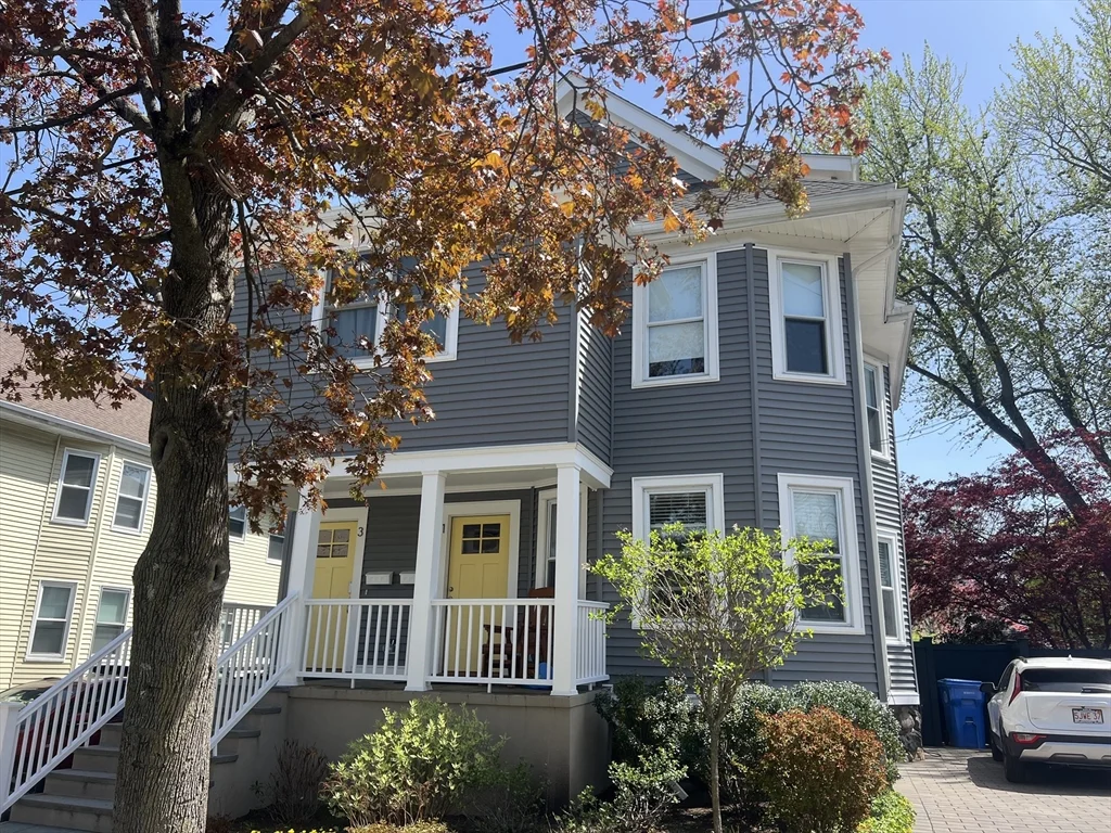 2 bed, 1 bath apartment for rent at 1 Chestnut St Unit 1, Belmont — photo 1 of 18