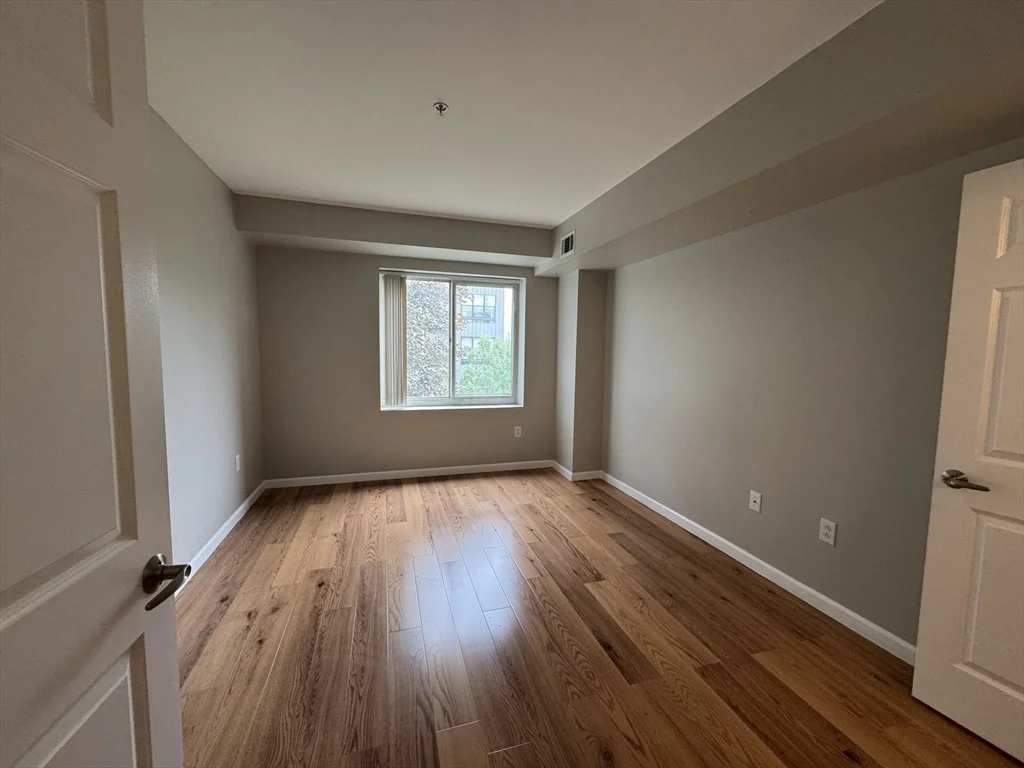 2 bed, 2 bath apartment for rent at 1 City View Ln Unit 213, West Quincy — photo 6 of 21