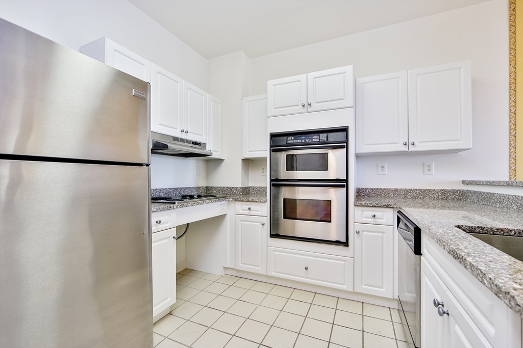 1 bed, 1 bath apartment for rent at 1 Cityview Ln Unit 103, Quincy — photo 4 of 16
