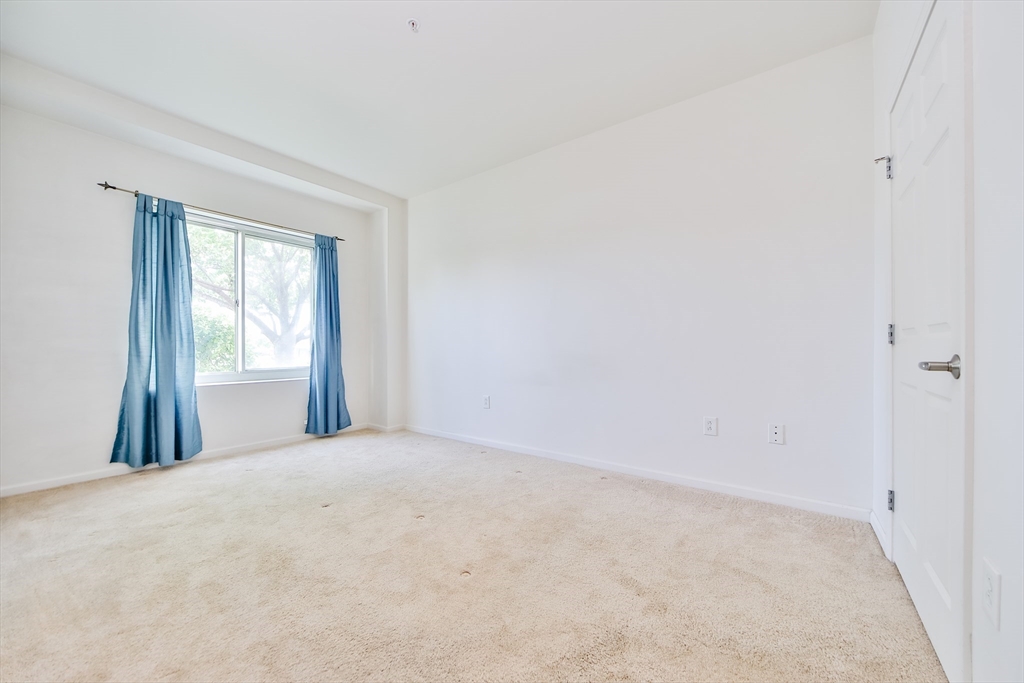 1 bed, 1 bath apartment for rent at 1 Cityview Ln Unit 103, Quincy — photo 9 of 16