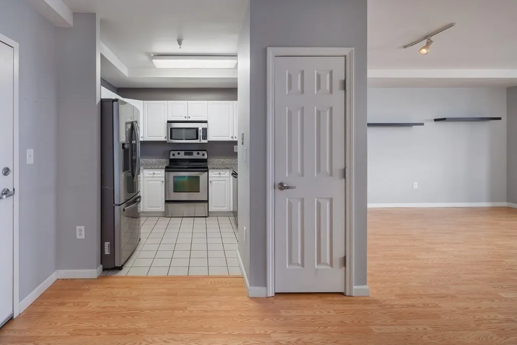 1 bed, 1 bath apartment for rent at 1 Cityview Ln Unit 304, Quincy — photo 6 of 15