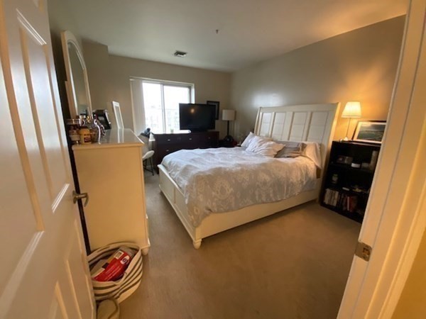 2 bed, 2 bath apartment for rent at 1 Cityview Ln Unit 806, Quincy — photo 5 of 15