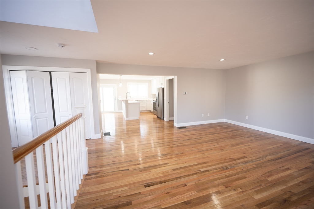 3 bed, 2 bath apartment for rent at 1 Clarence Unit 1, Worcester — photo 5 of 12