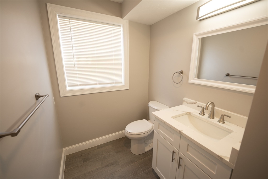 3 bed, 2 bath apartment for rent at 1 Clarence Unit 1, Worcester — photo 6 of 12