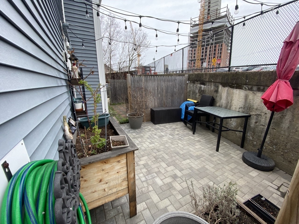 2 bed, 1.5 bath apartment for rent at 1 Clark St Unit 1B, Ward Two — photo 33 of 33