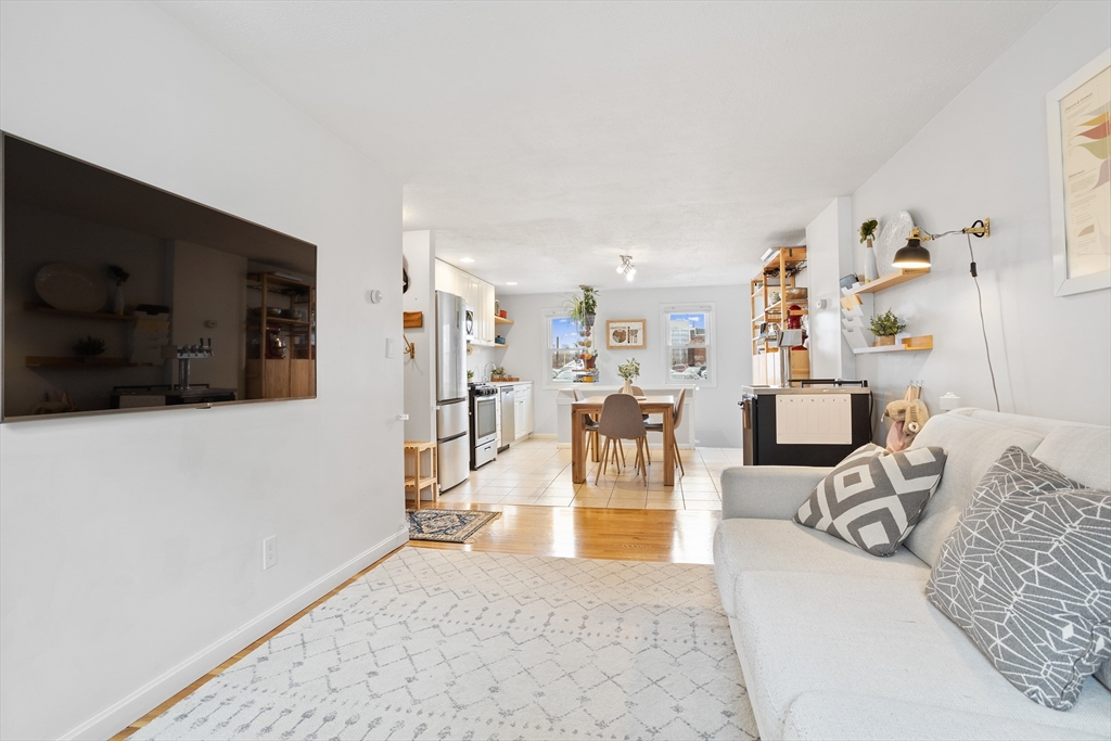 2 bed, 1.5 bath apartment for rent at 1 Clark St Unit 1B, Ward Two — photo 21 of 33