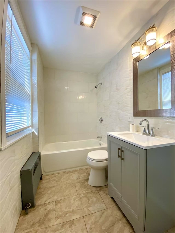 3 bed, 1 bath apartment for rent at 1 Clinton St Unit 1, Haverhill — photo 10 of 14