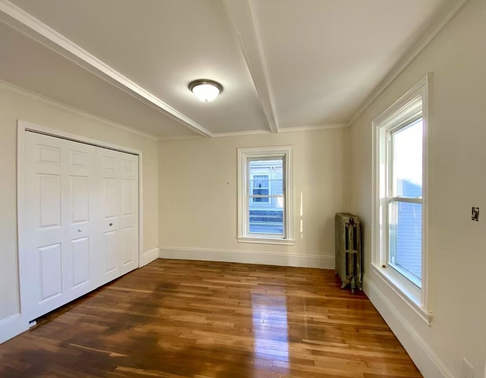 3 bed, 1 bath apartment for rent at 1 Clinton St Unit 2, Haverhill — photo 8 of 16
