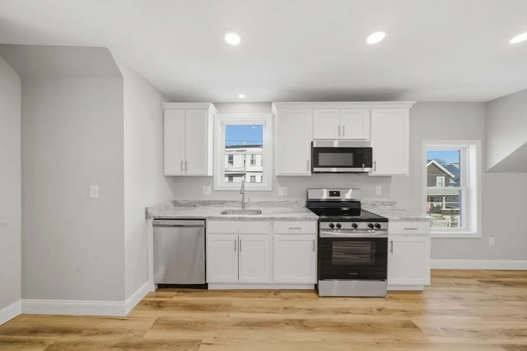 3 bed, 1 bath apartment for rent at 1 Clough St Unit 1, Lynn — photo 20 of 27