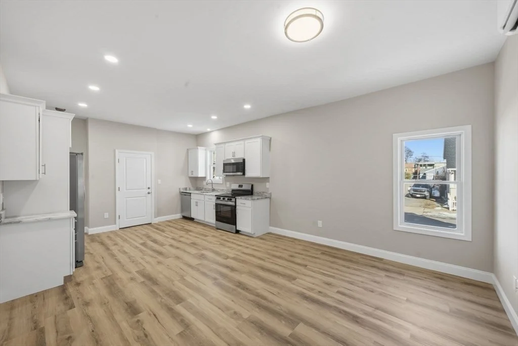 3 bed, 1 bath apartment for rent at 1 Clough St Unit 1, Lynn — photo 12 of 27