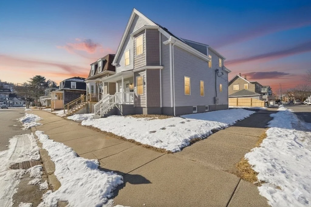 3 bed, 1 bath apartment for rent at 1 Clough St Unit 1, Lynn — photo 1 of 27