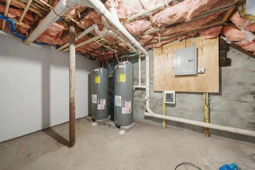 3 bed, 1 bath apartment for rent at 1 Clough St Unit 1, Lynn — photo 18 of 27