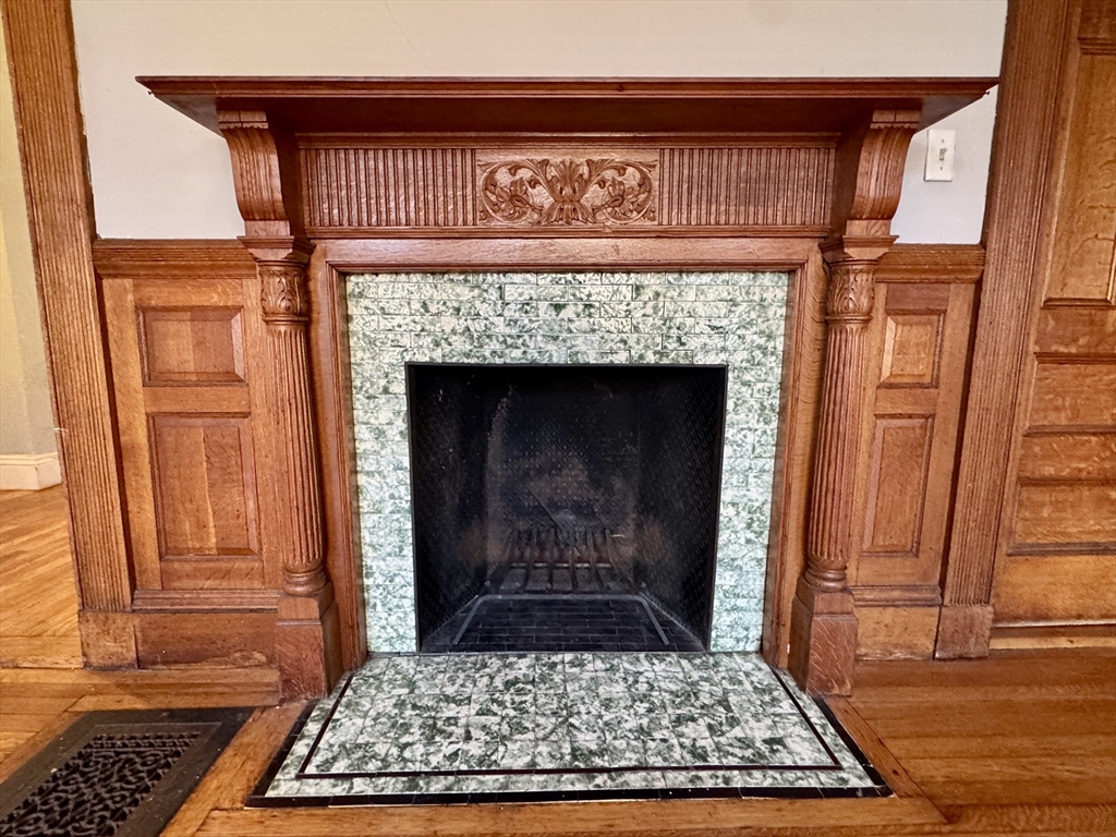 4 bed, 1 bath apartment for rent at 1 Cobden St Unit 2, Boston — photo 9 of 24