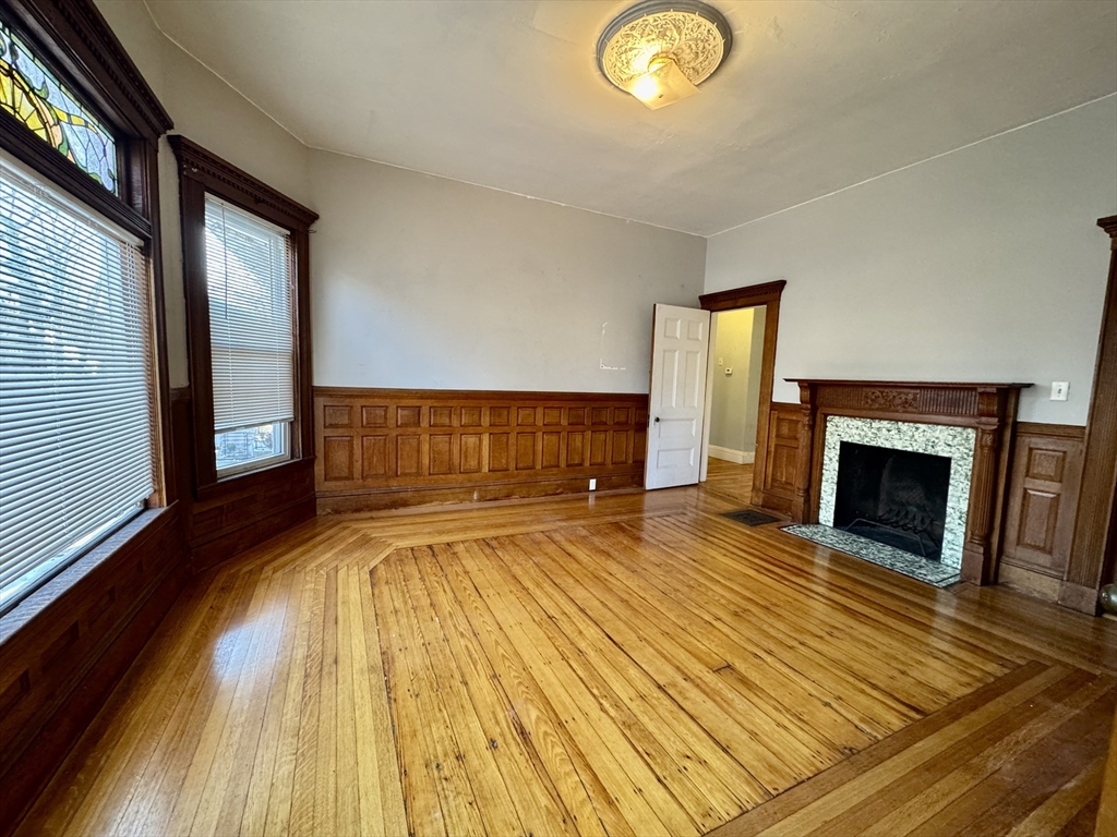 4 bed, 1 bath apartment for rent at 1 Cobden St Unit 2, Boston — photo 8 of 24