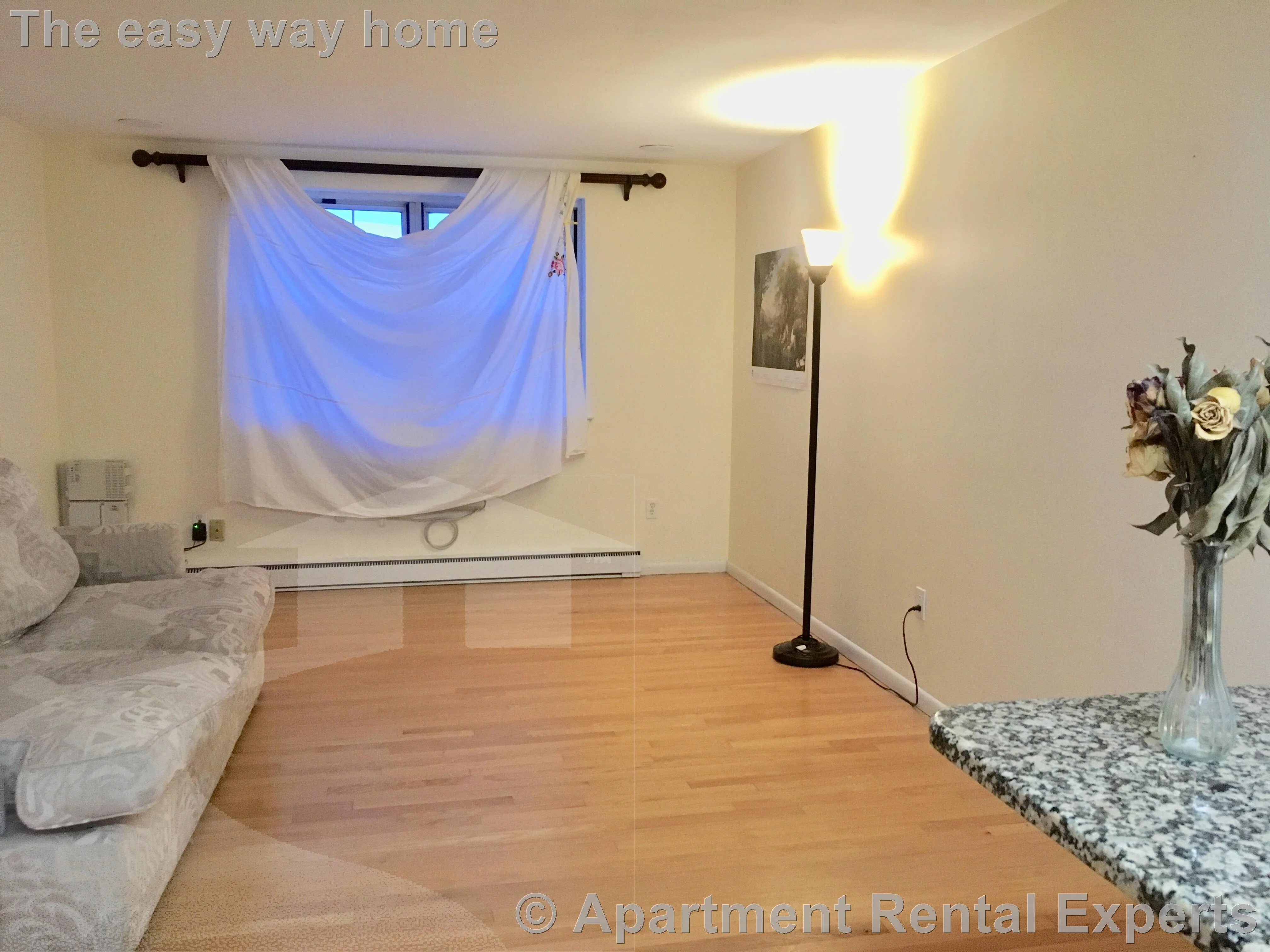 2 bed, 1 bath apartment for rent at 1 Colonial Village Dr Unit 10, North Waltham — photo 3 of 3