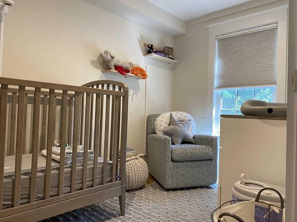 3 bed, 2 bath apartment for rent at 1 Common St Unit SF, Charlestown — photo 9 of 13