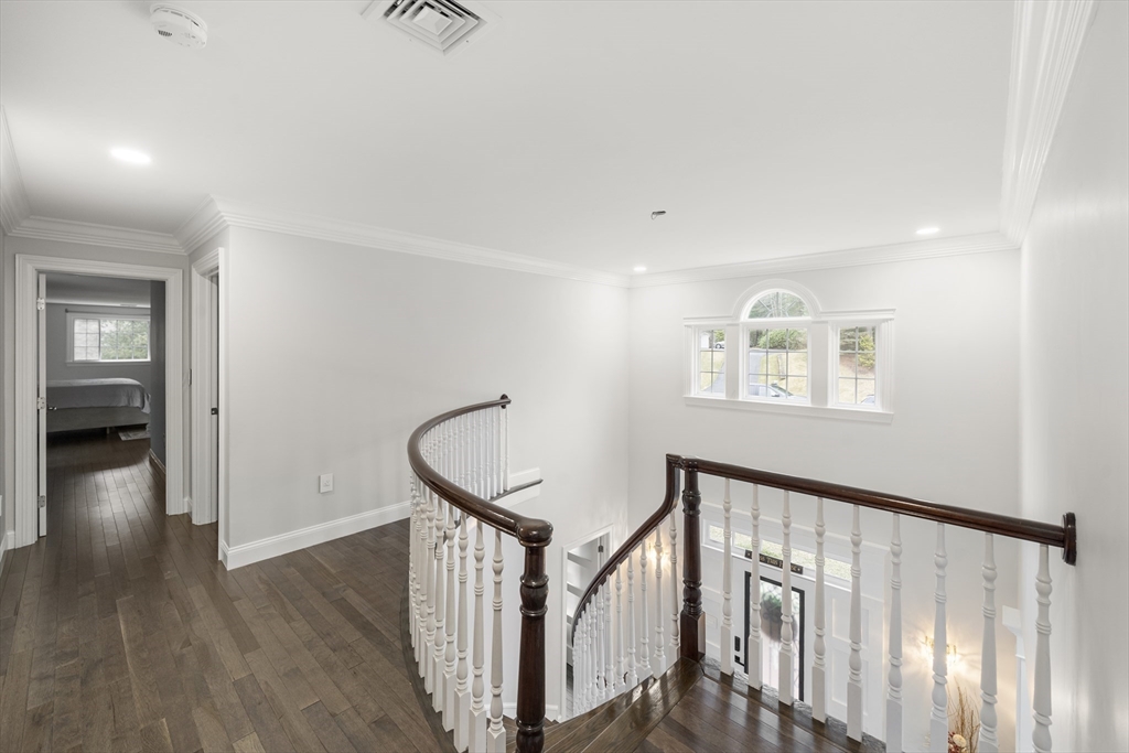 4 bed, 3 bath apartment for rent at 1 Confidential St, Indian Pond — photo 21 of 38