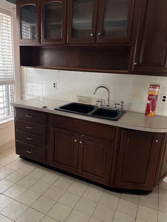 3 bed, 1 bath apartment for rent at 1 Congress St Unit 1, Worcester — photo 13 of 15