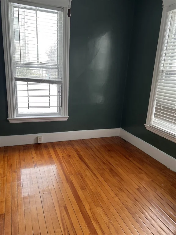 3 bed, 1 bath apartment for rent at 1 Congress St Unit 1, Worcester — photo 9 of 15