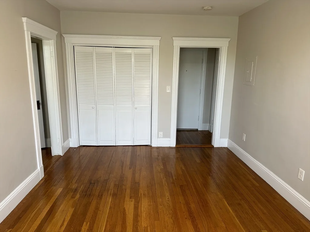 Studio bed, 1 bath apartment for rent at 1 Craigie Unit 21, Harvard Square — photo 3 of 20