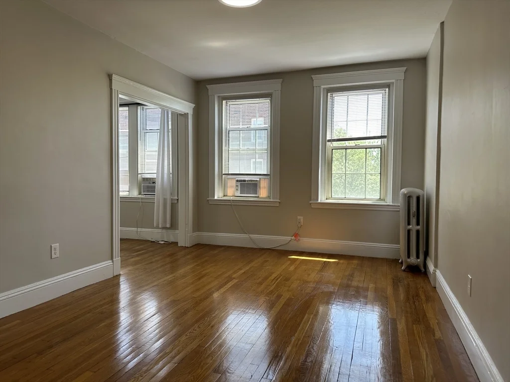 Studio bed, 1 bath apartment for rent at 1 Craigie Unit 21, Harvard Square — photo 5 of 20