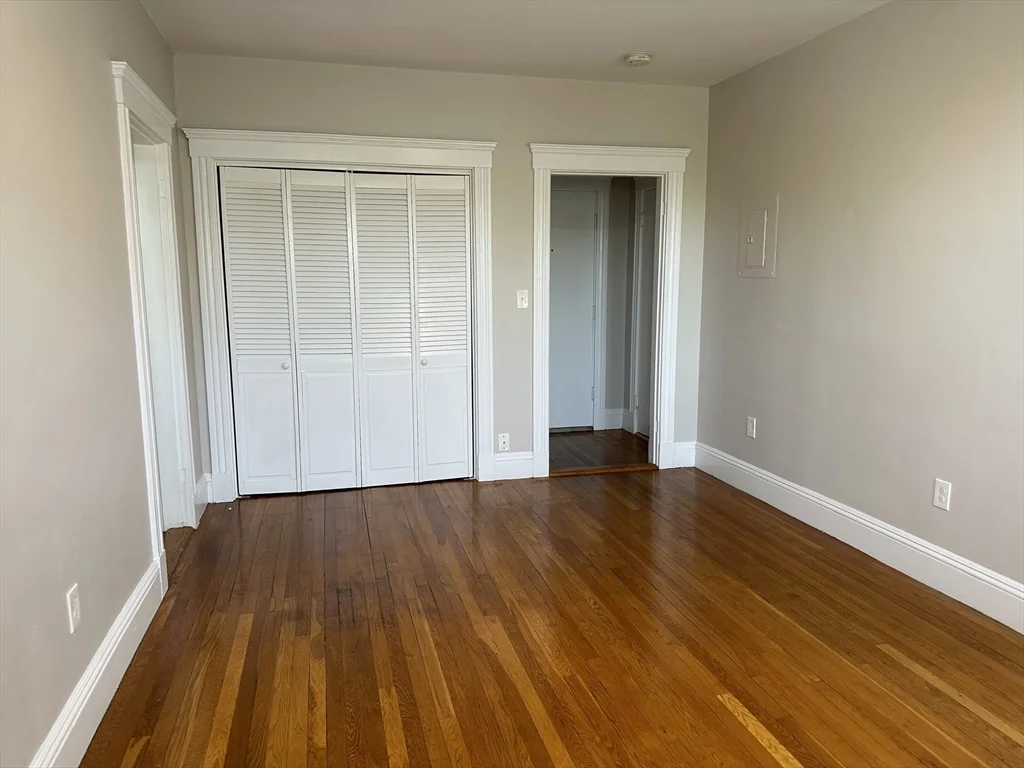 Studio bed, 1 bath apartment for rent at 1 Craigie Unit 21, Harvard Square — photo 4 of 20